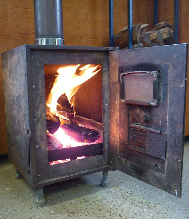 diy outdoor fireplace 